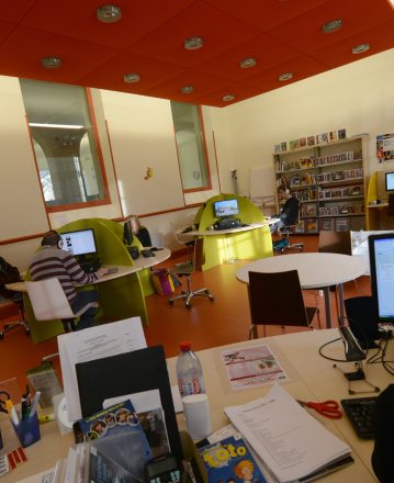 Médiathèque et bibliothèque